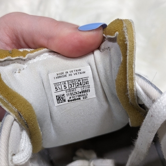 Reebok X Cardi B Club C Platform Chunky Triple White Chalk Sneakers Size 37 - Picture 11 of 11